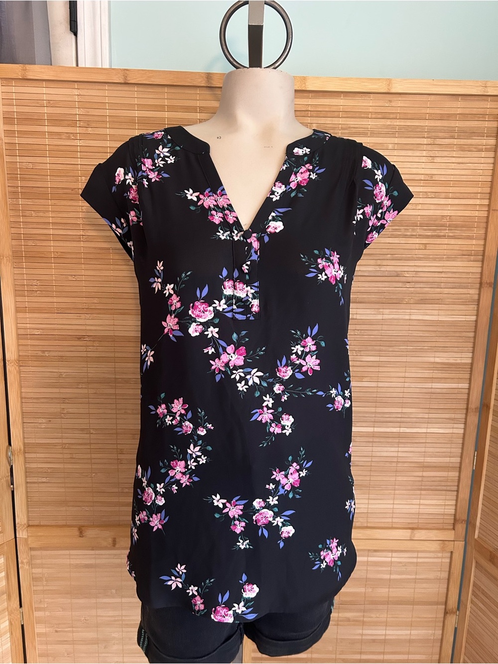 Candies black pink floral cap sleeve blouse shirt NWT woman’s XXL